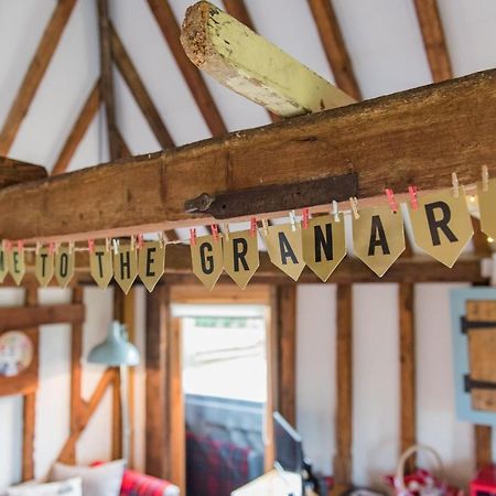 The Granary By Bloom Stays Canterbury Bagian luar foto