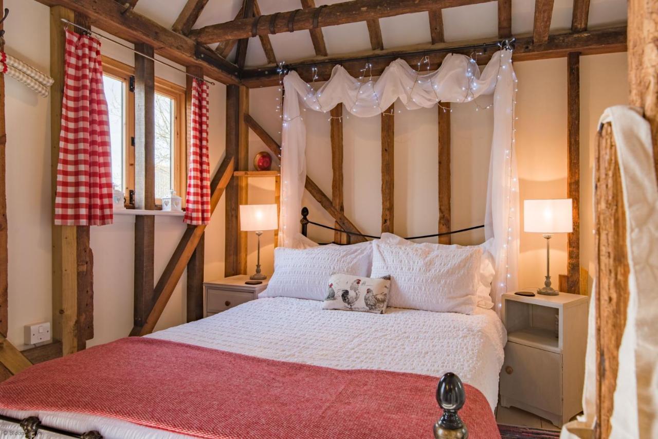 The Granary By Bloom Stays Canterbury Bagian luar foto
