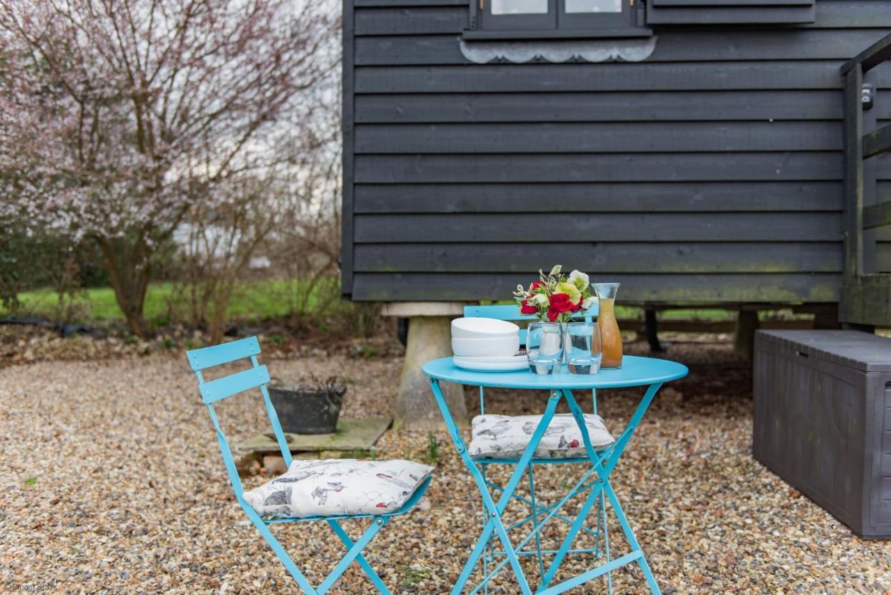 The Granary By Bloom Stays Canterbury Bagian luar foto