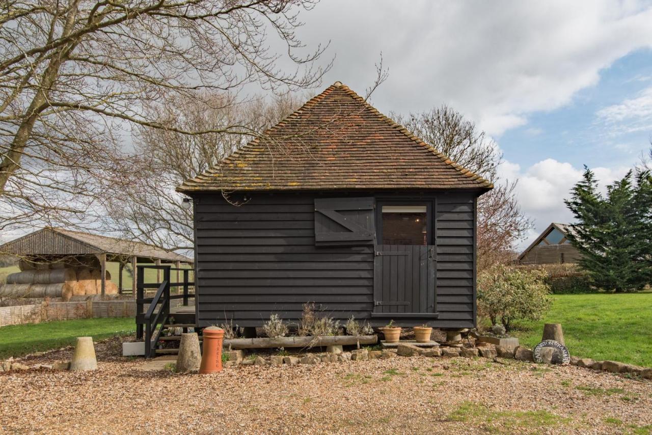 The Granary By Bloom Stays Canterbury Bagian luar foto